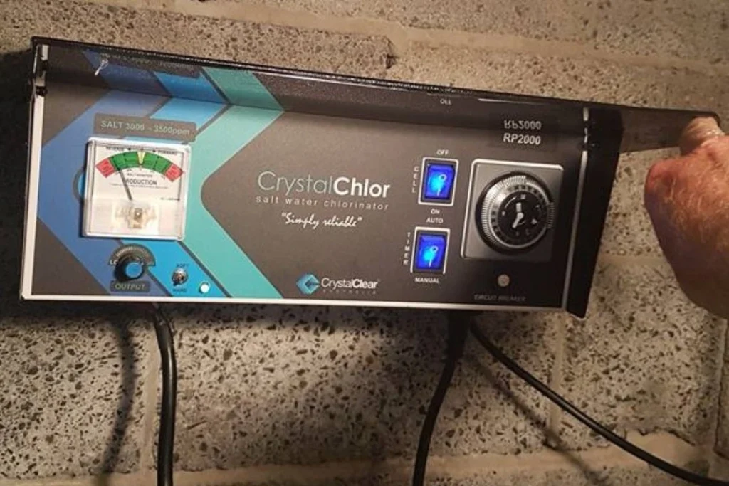 Checking chlorine levels